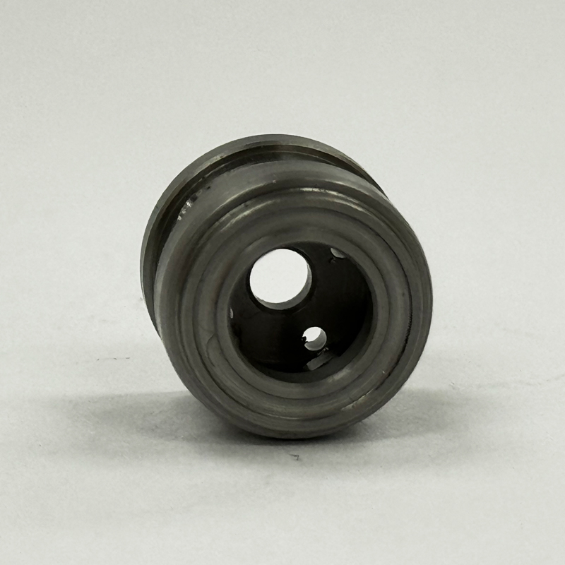 SUS303 CNC Process Precision Oil Valve